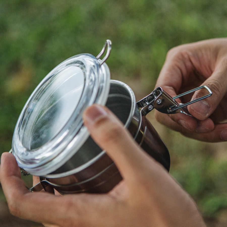 AIRTIGHT STAINLESS STEEL CONTAINER