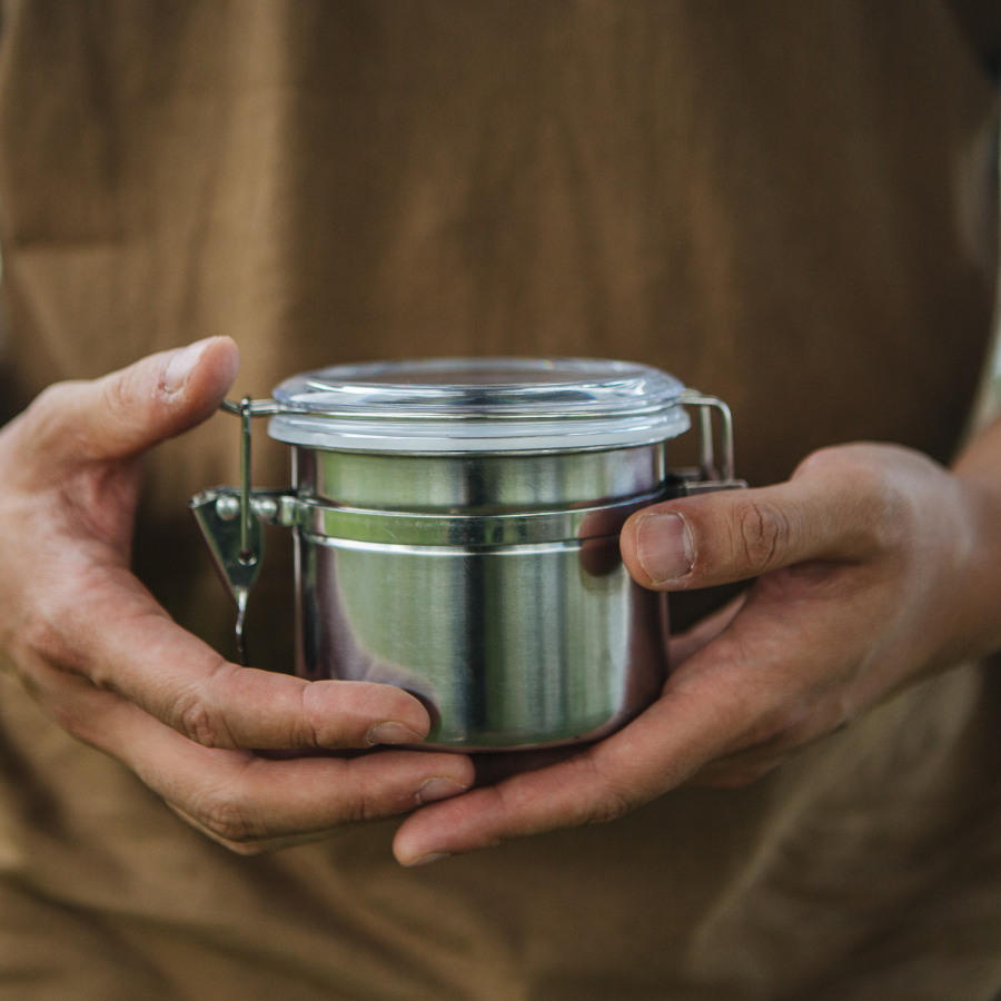AIRTIGHT STAINLESS STEEL CONTAINER