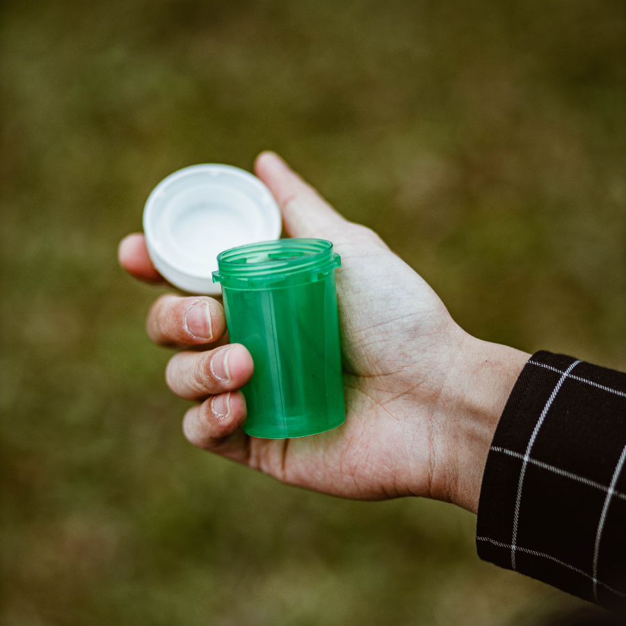 AIRTIGHT PLASTIC CONTAINER