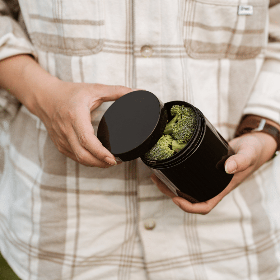 DURABLE PLASTIC CONTAINER