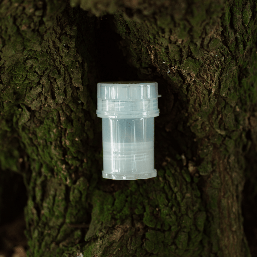 PLASTIC GRINDER WITH STORAGE