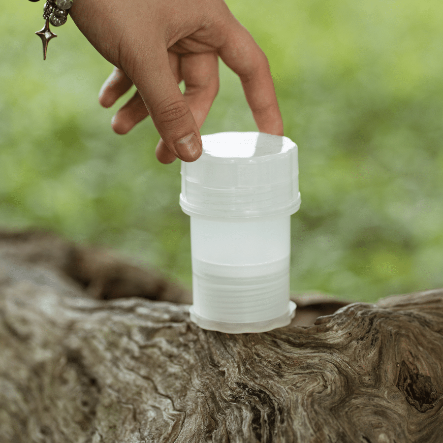 PLASTIC GRINDER WITH STORAGE