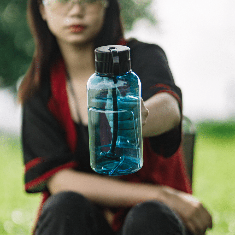 water bottle bong