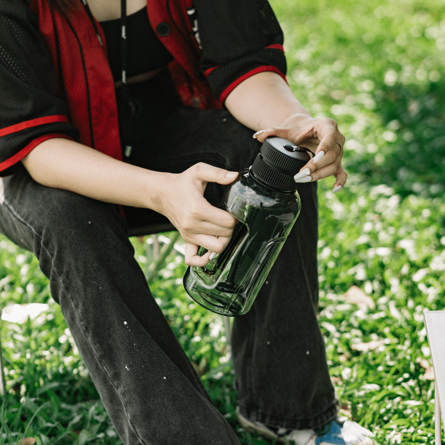 water bottle bong