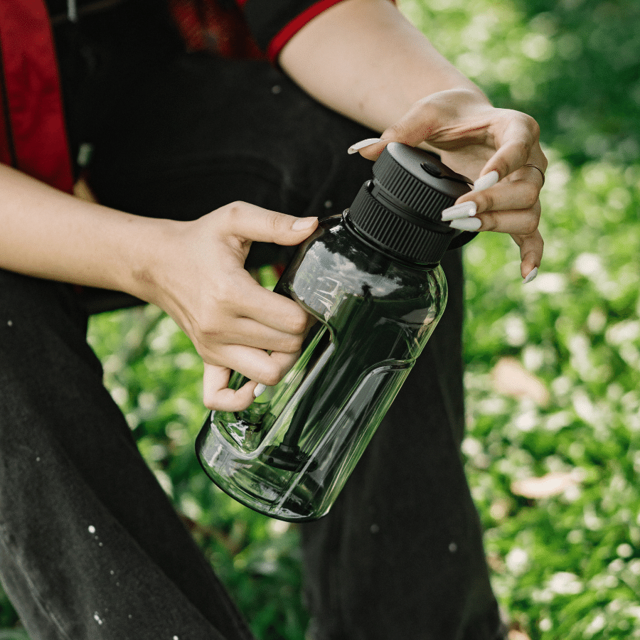 water bottle bong