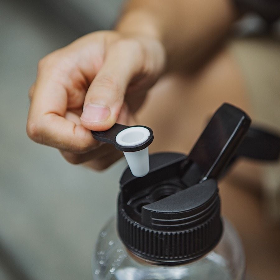 water bottle bong